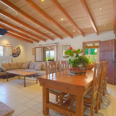 Villa Cifre *